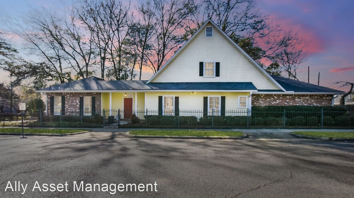 Primary Photo - 3 br, 2.5 bath House - 3120 Thornhill