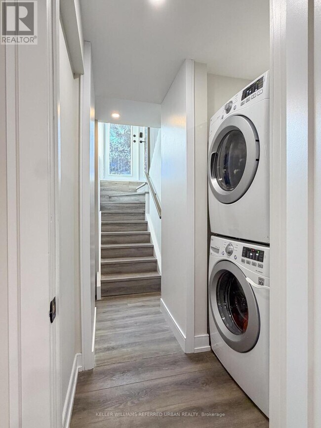 Photo du bâtiment - 63 Wallington Ave