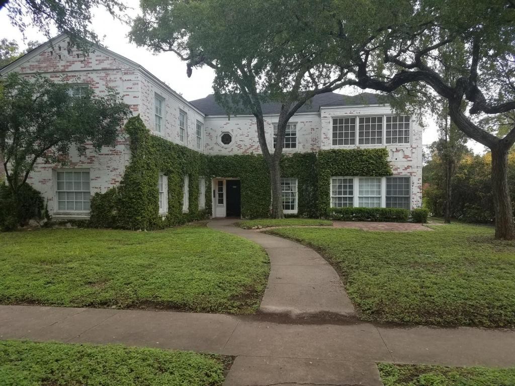 Foto principal - 335 E Rosewood Ave
