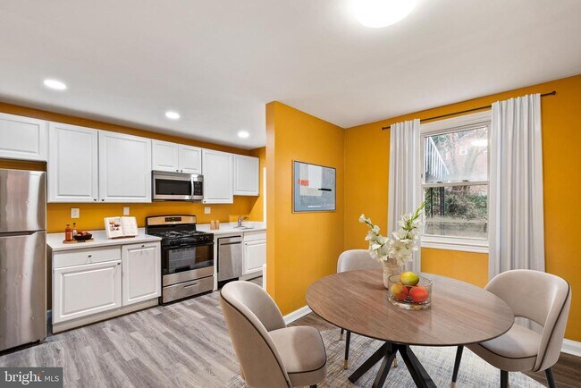 Foto del edificio - 2412 18th St SE