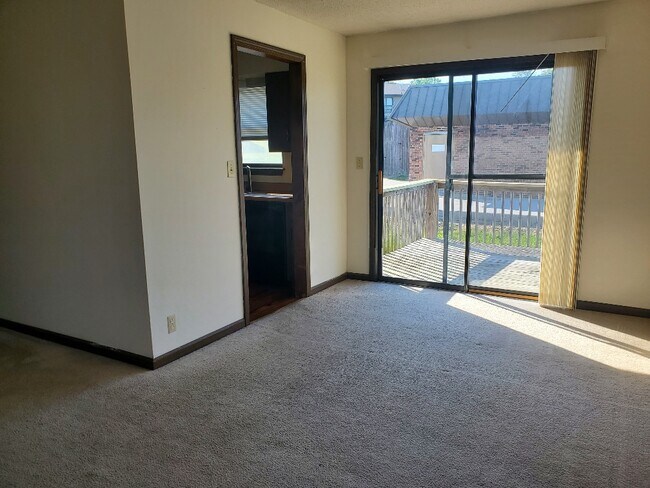 Foto del edificio - 117 Albany Dr