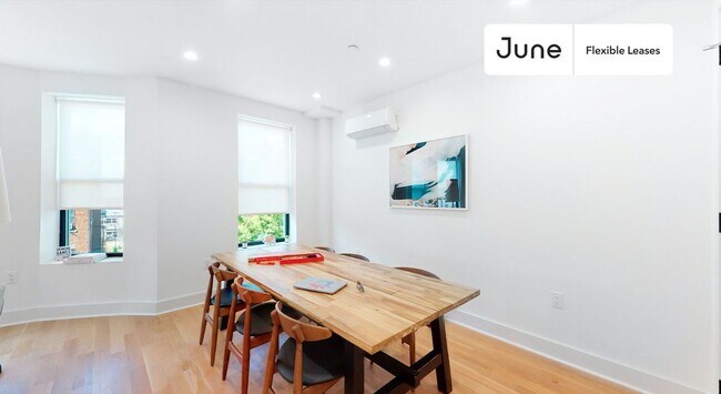 Foto del edificio - Cozy Private ROOM in Crown Heights
