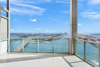 Building Photo - 1100 Biscayne Blvd