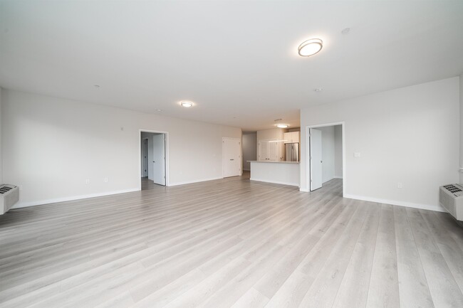 Building Photo - 16 Bennett St