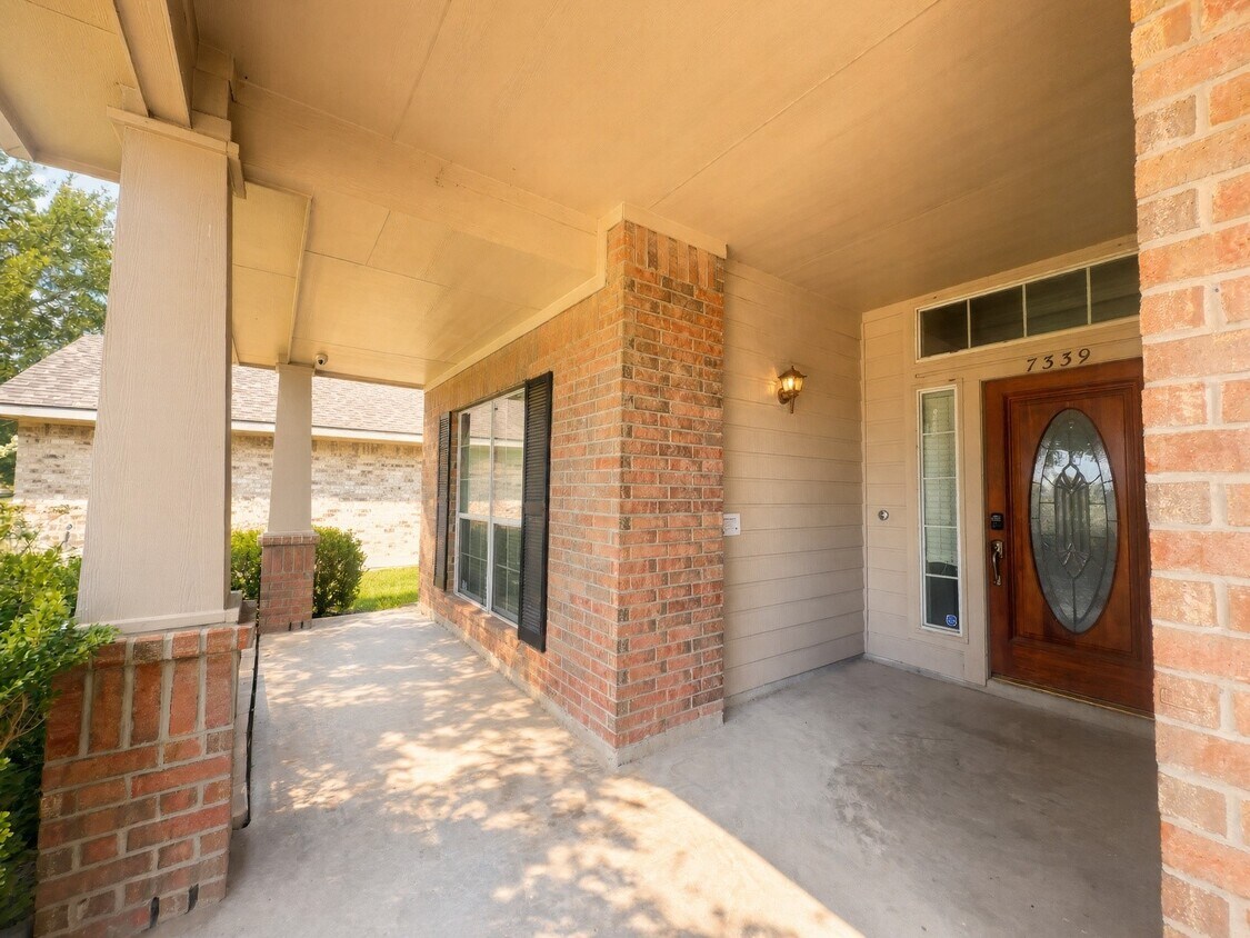 Foto del edificio - 7339 Wimberly Oaks Ln
