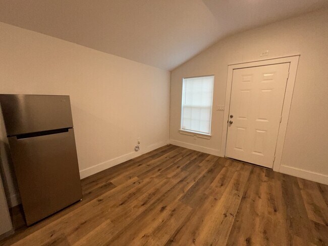 Foto del edificio - 224 Everton St