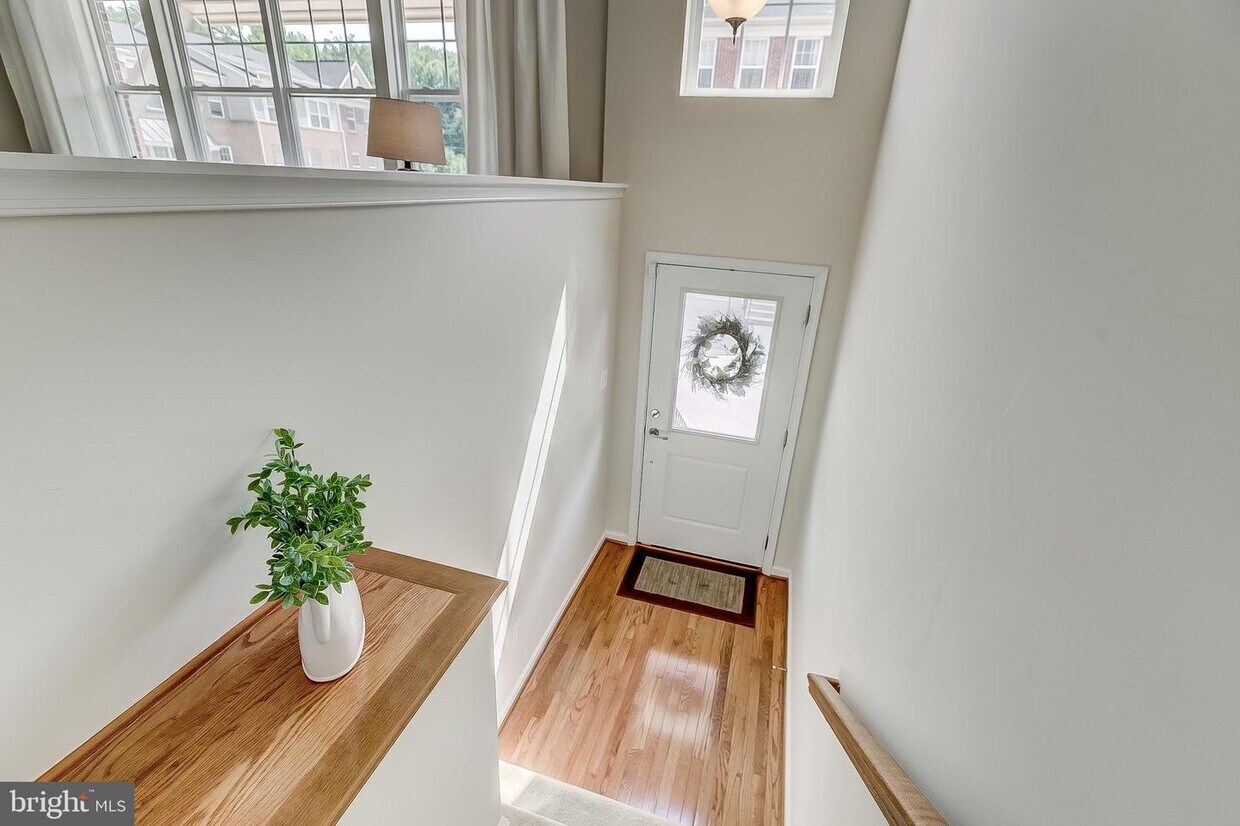 2704 Amber Crest Rd, Hanover, MD 21076 Townhome Rentals in Hanover MD