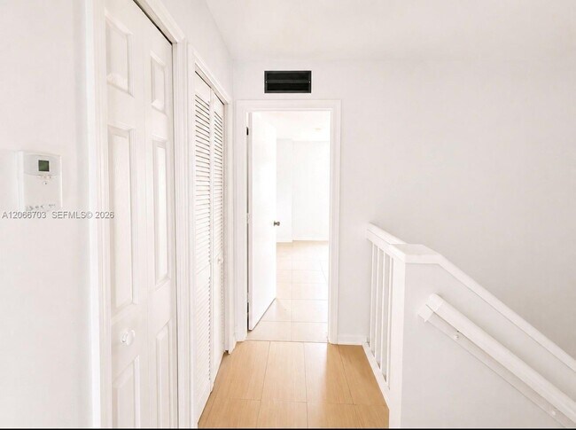 Foto del edificio - 3007 SE 17th Ave