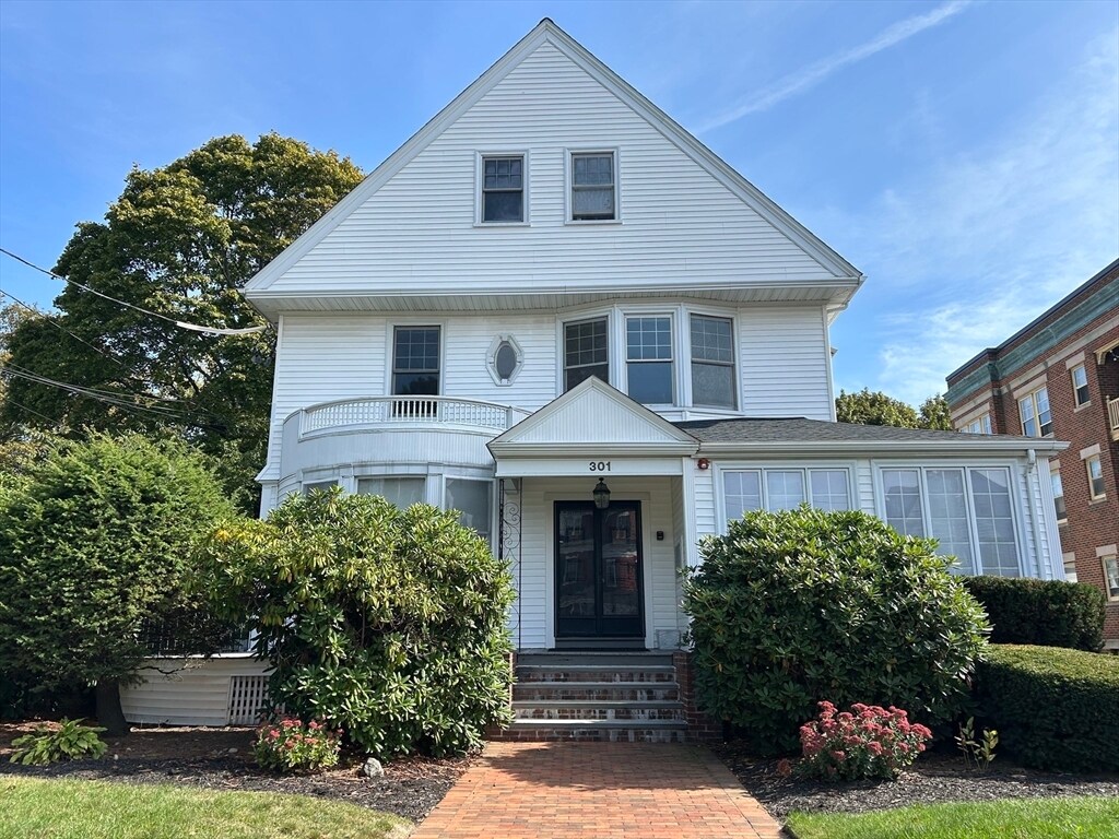 Primary Photo - 301 Lafayette St