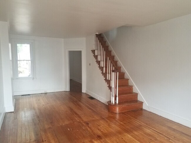 Foto del edificio - 1313 Lancaster Ave