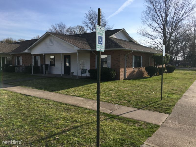Primary Photo - 2 br, 1 bath Apartment - 103 Legion Street