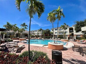 Building Photo - 9887 Baywinds Blvd
