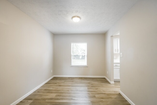 Building Photo - 4320 Oil Creek Dr