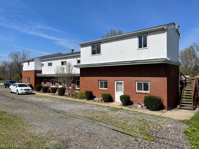 Building Photo - 5885 Youngstown Hubbard Rd
