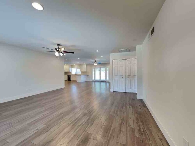 Foto principal - 6839 W Taylor St