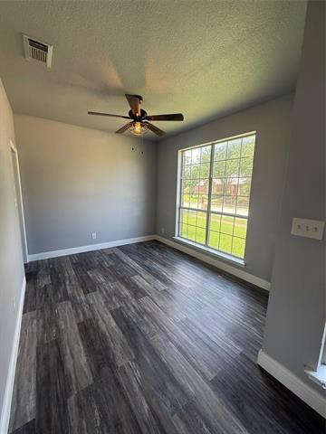Building Photo - 1506 Waterford Dr