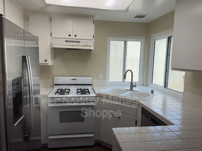 Foto del edificio - 6250 Mockingbird St