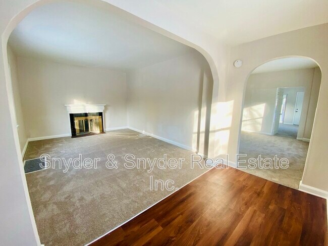 Foto del edificio - 383 Black St