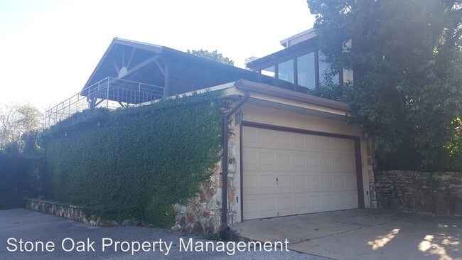 Building Photo - 12889 Park Dr