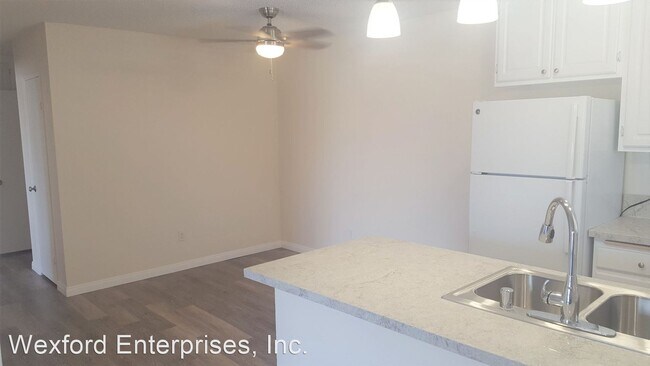 Building Photo - 7840 Stalmer St