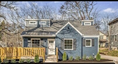 Building Photo - 1615 Cahal Ave