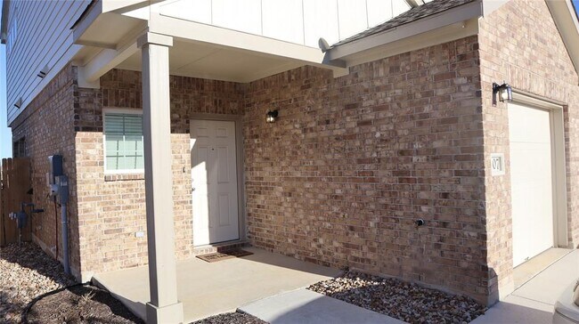 Building Photo - 307 Alamar Knot Way