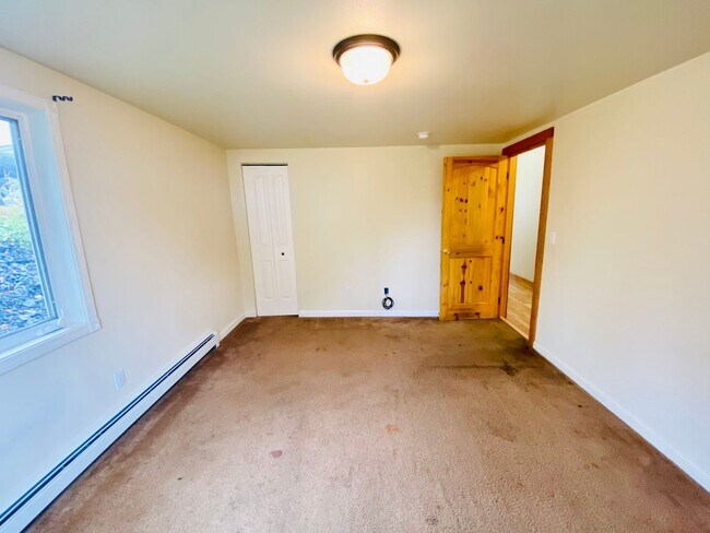 Foto del edificio - 1310 Mission Rd