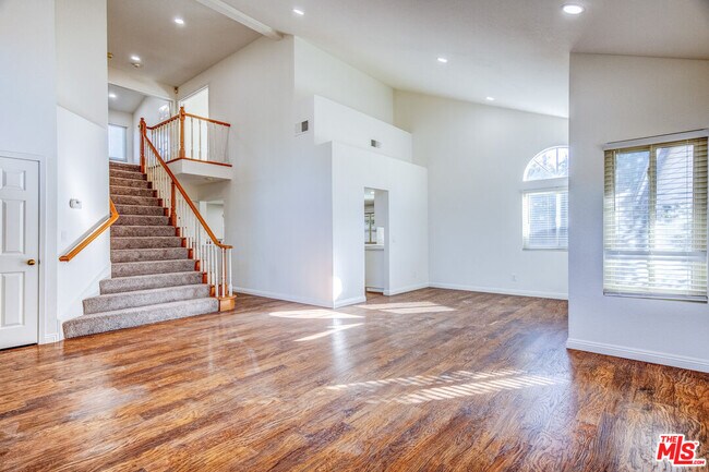 Building Photo - 6523 Westview Dr
