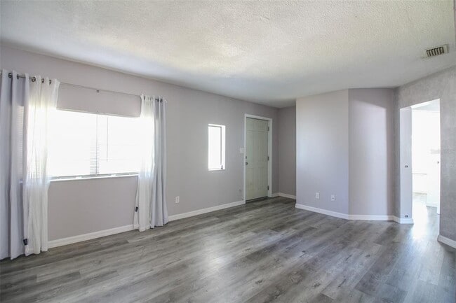 Foto del edificio - 1533 King Ave