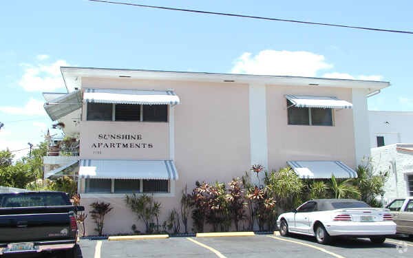 Sunshine Miami Beach Apartments Sunshine Miami Beach Apartments