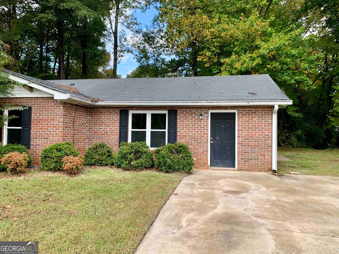Primary Photo - 6609 Selman Dr