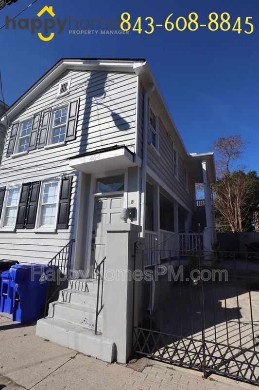 Building Photo - 404 Race St