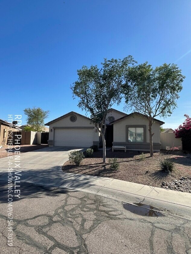 4 x 2 Laveen home **New ** Custom Paint & House Rental in Phoenix