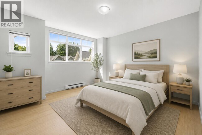 Building Photo - 3265 Clermont Mews