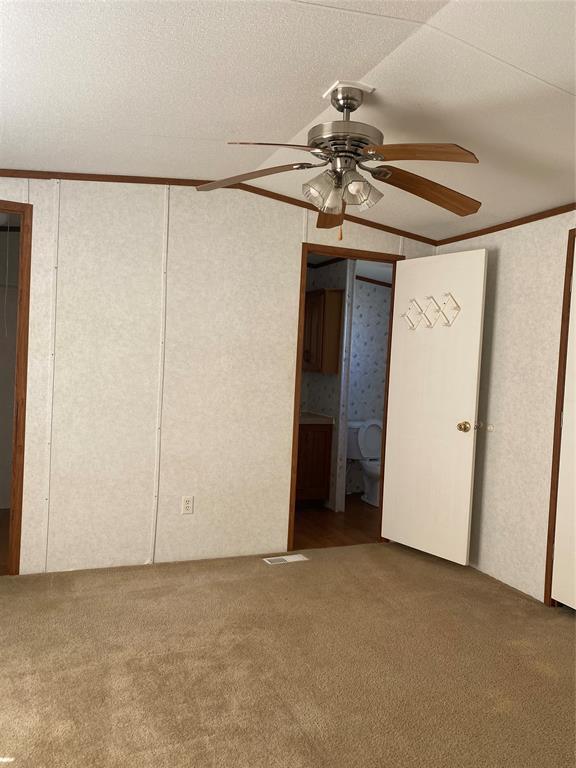 Building Photo - 32 Johnson St