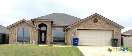 Building Photo - 2411 Coy Dr
