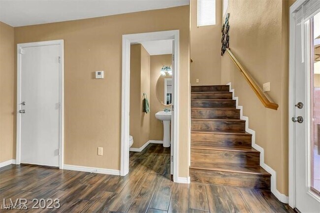 Foto del edificio - 6870 Graceful Cloud Ave