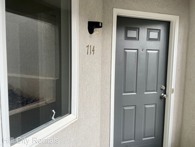 Foto del edificio - 2 br, 2 bath House - 714 Ivy Lake Drive