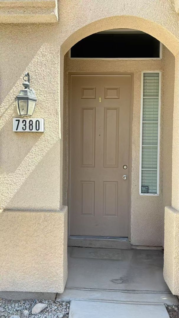 Building Photo - 7380 Bedford Pine Ct