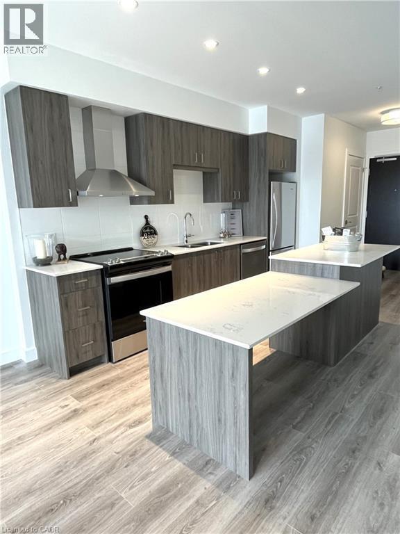 Building Photo - 15 Glebe St