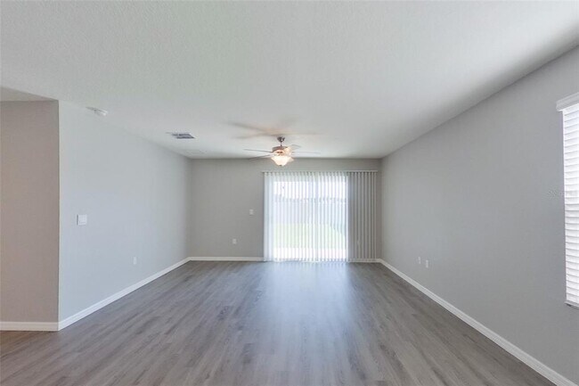 Foto del edificio - 8577 SW 43rd Ter