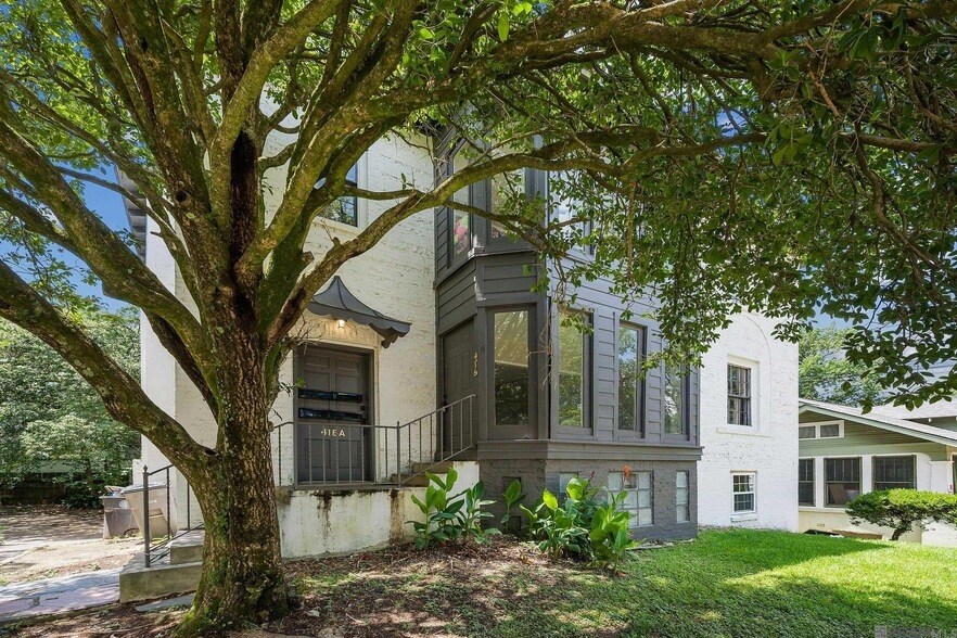 Foto principal - 416 E State St