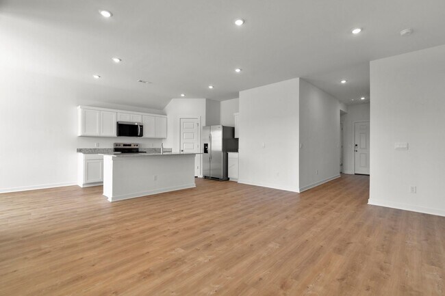 Foto del edificio - Brand-New 3 Bedroom Home in Prairie Grove! Move-in Ready!