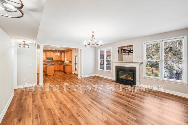 Building Photo - 10243 Squires Way