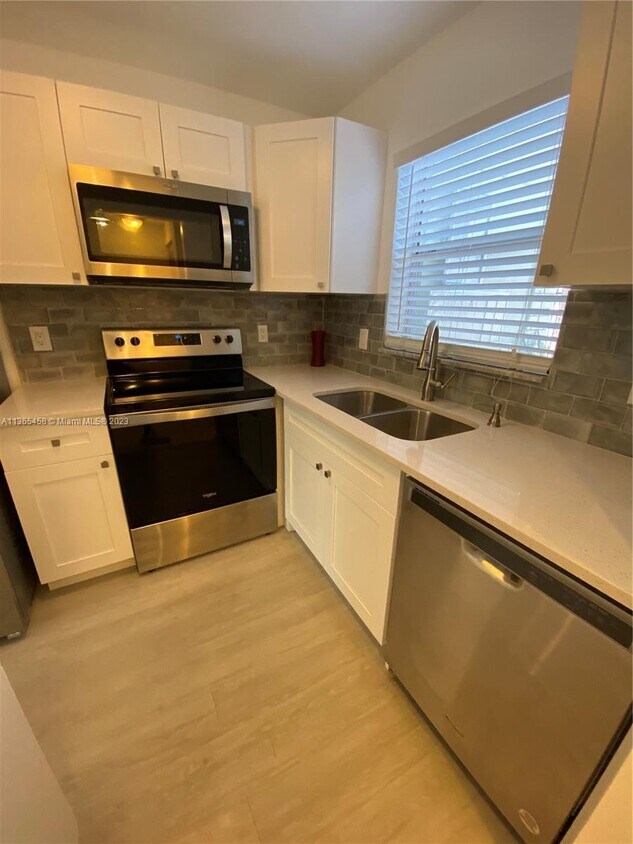 811 W Oakland Park Blvd Unit F5, Wilton Manors, FL 33311 Condo for