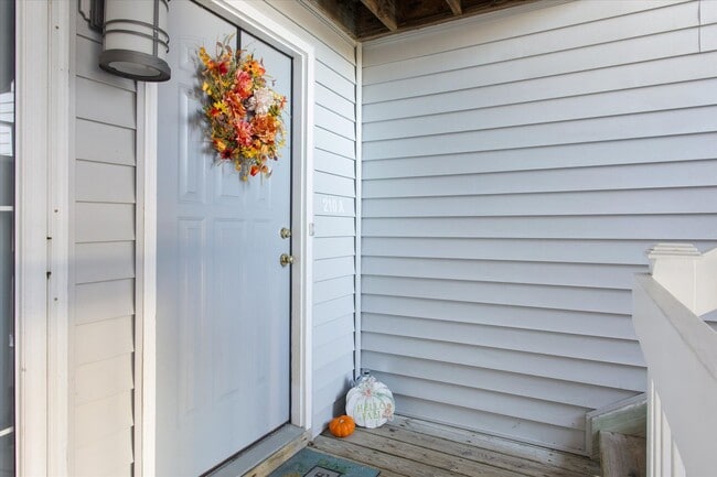 Building Photo - Pine Cone Harbor