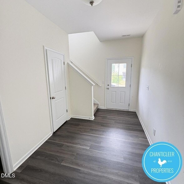 Foto del edificio - 3318 Slippery Elm Dr