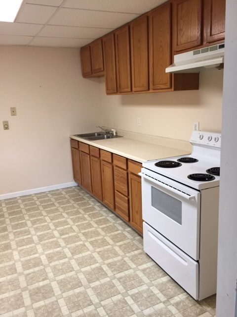 Kitchen - 130 E Main St