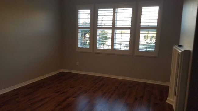 Building Photo - 4369 Pacifica Way