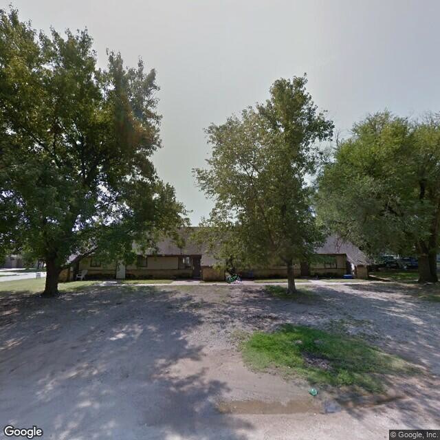 Primary Photo - 515 Bluestem